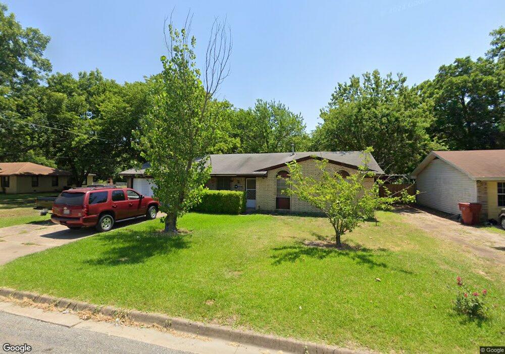 1920 Franklin Ave, Bonham, TX 75418 - photo 1