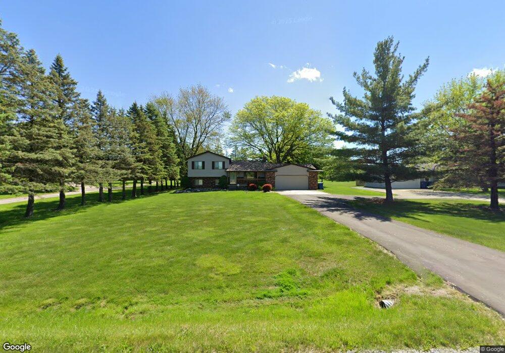 1146 N Seymour Rd, Flushing, MI 48433 - photo 1