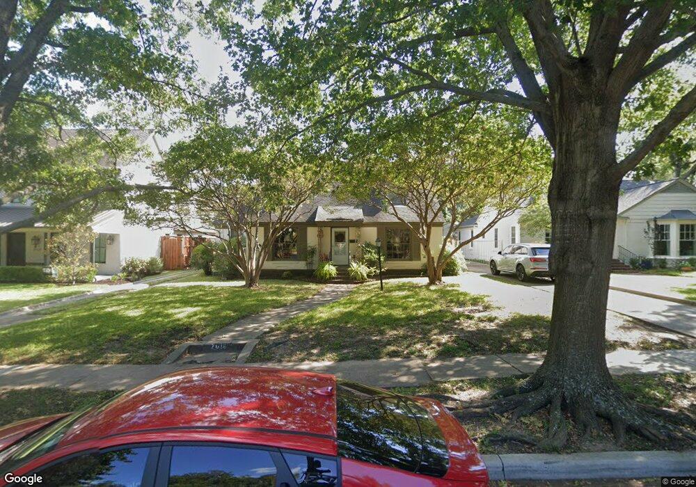 7018 Meadow Lake Ave, Dallas, TX 75214 - photo 1