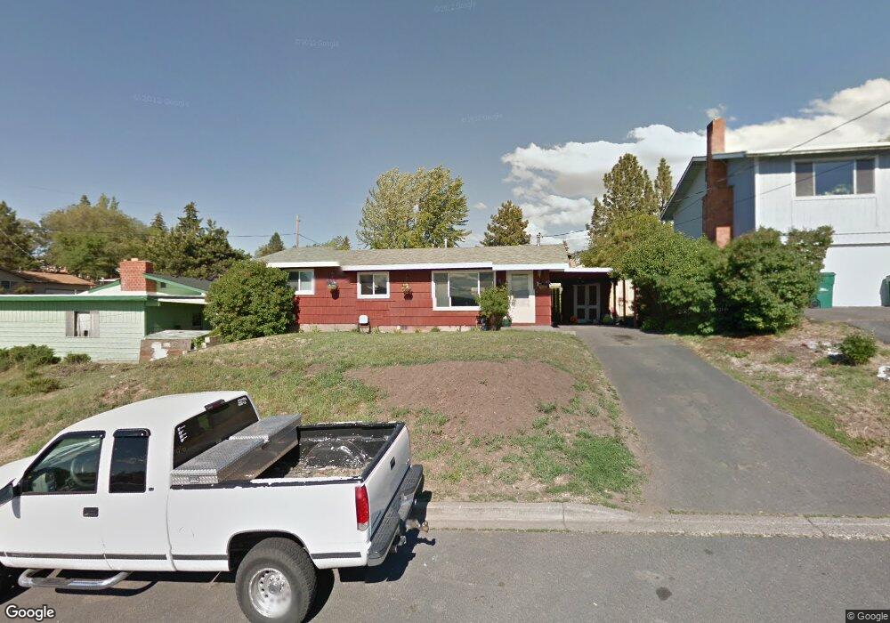 1739 Modoc St, Klamath Falls, OR 97601 - photo 1