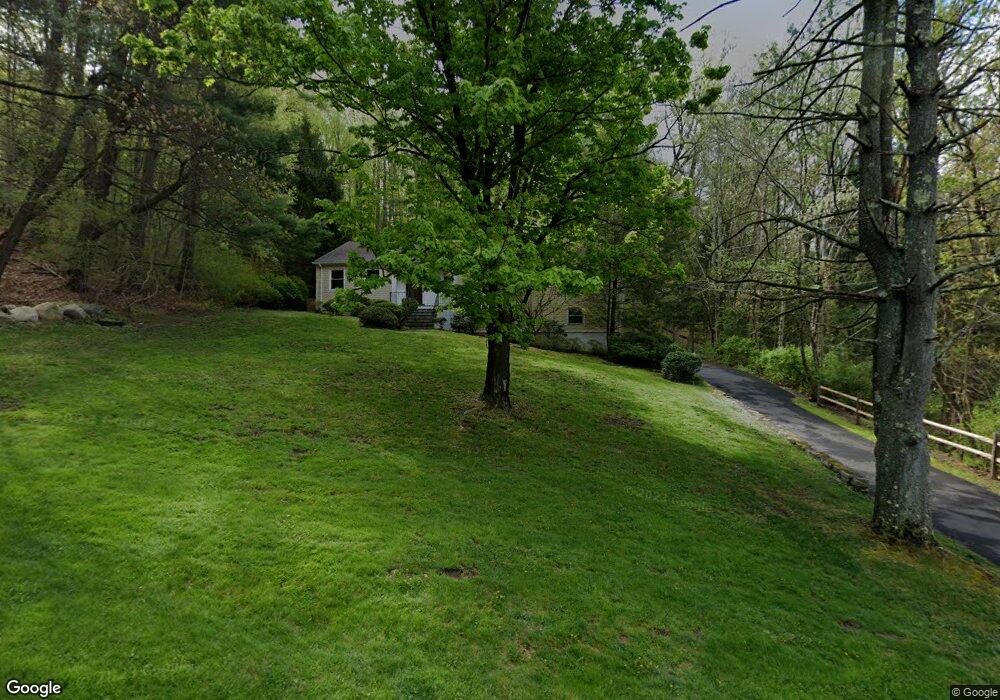 73 W Orchard Rd, Chappaqua, NY 10514 - photo 1