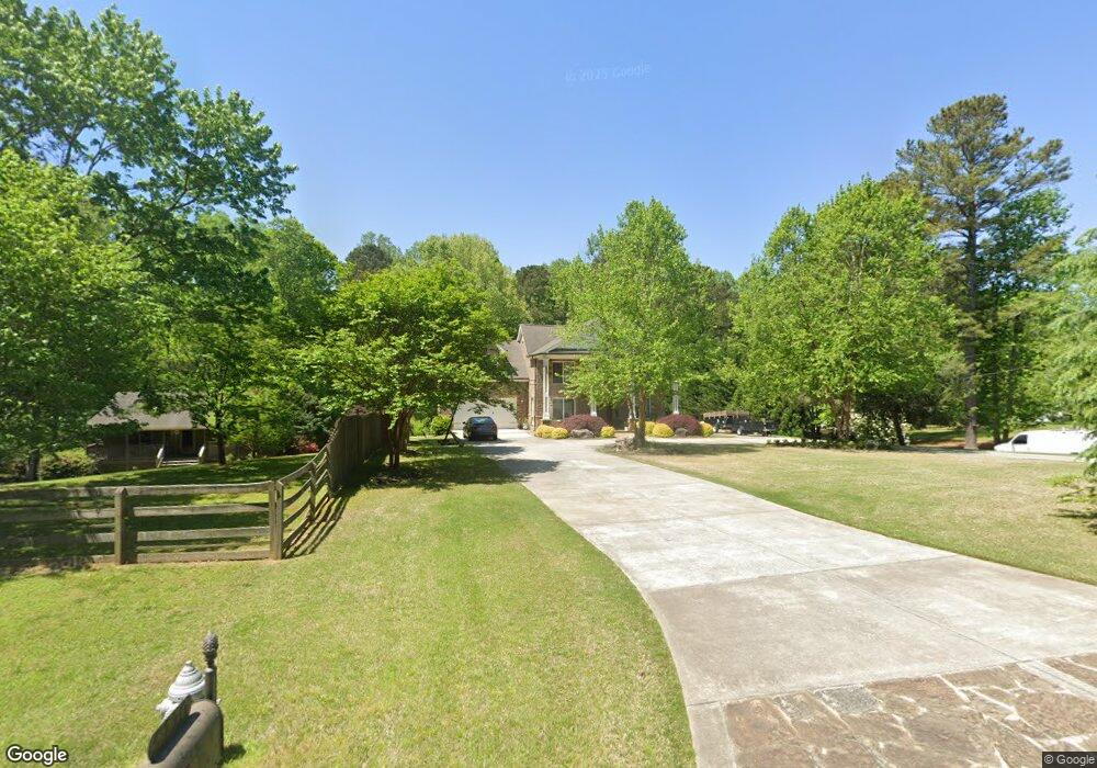 5720 Orouke Rd, Sugar Hill, GA 30518 - photo 1