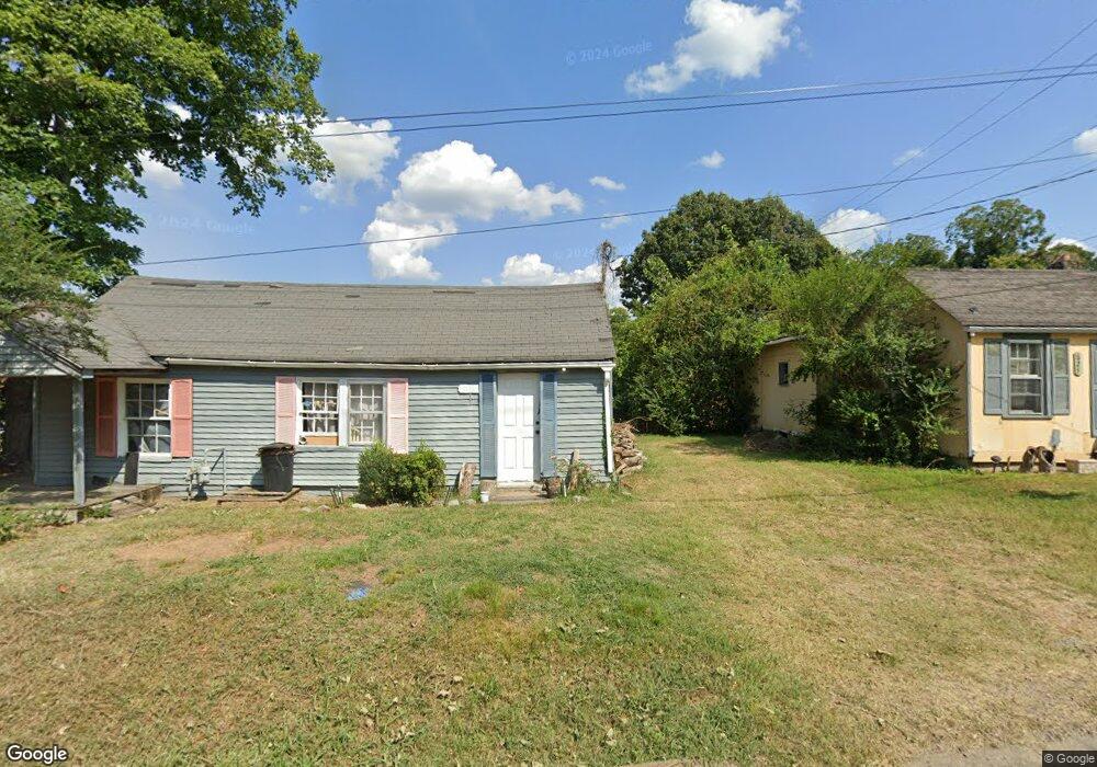 1102 Crossland Ave, Clarksville, TN 37040 - photo 1