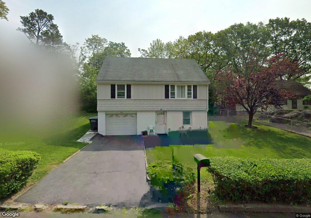 270 Sunshine Cir, Bridgeport, CT 06606 - photo 1