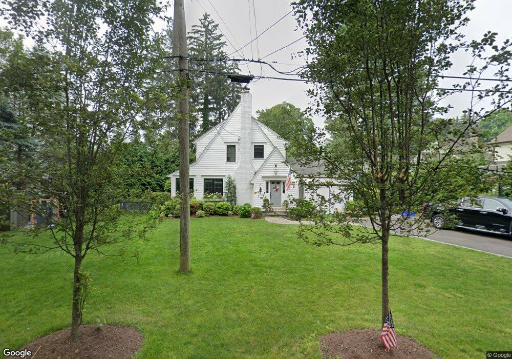 8 Glenvale Ave, Darien, CT 06820 - photo 1