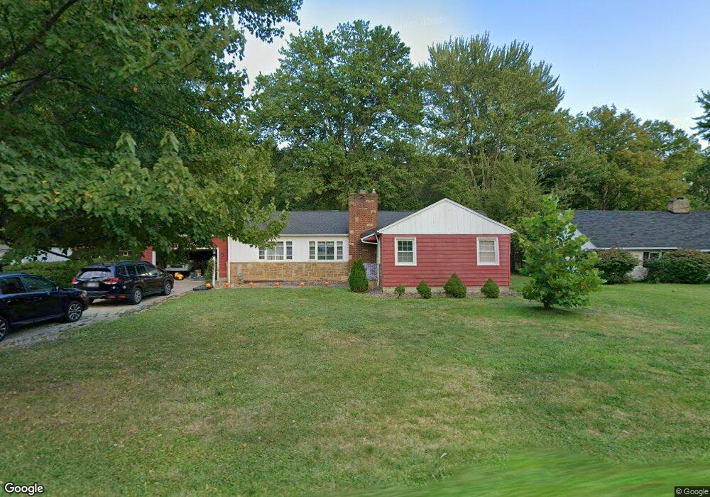 8497 Usher Rd, Olmsted Falls, OH 44138 - photo 1