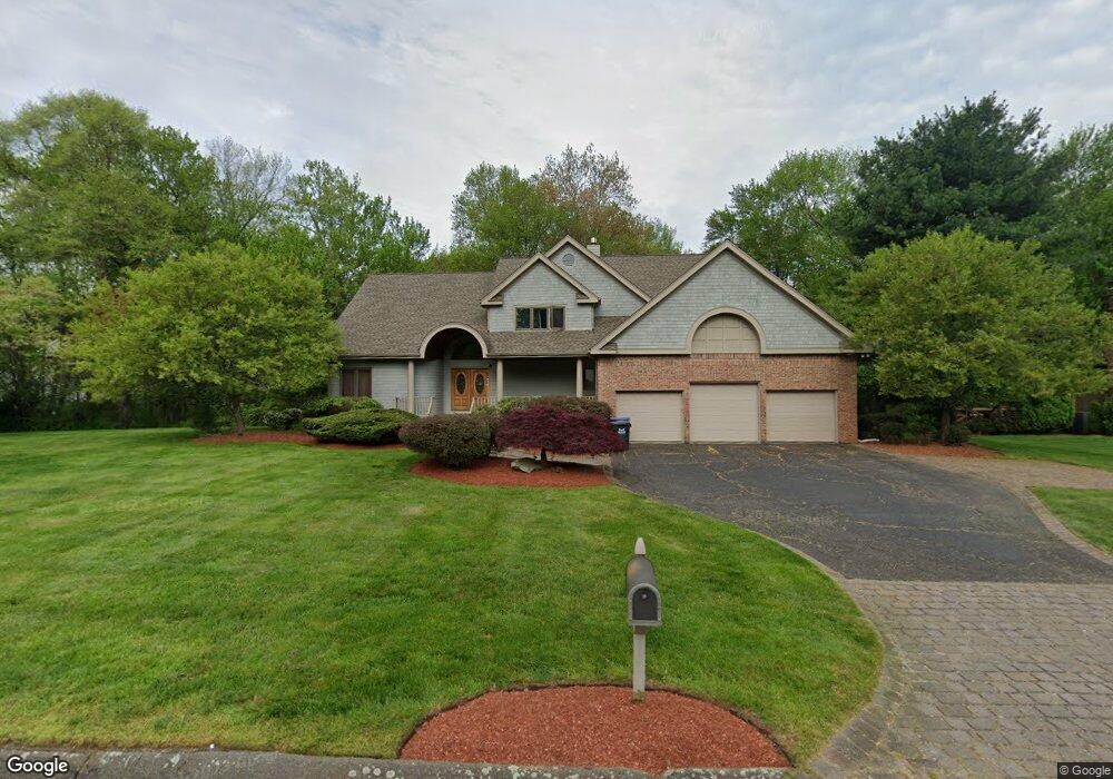 16 Highwood Place, Trumbull, CT 06611 - photo 1