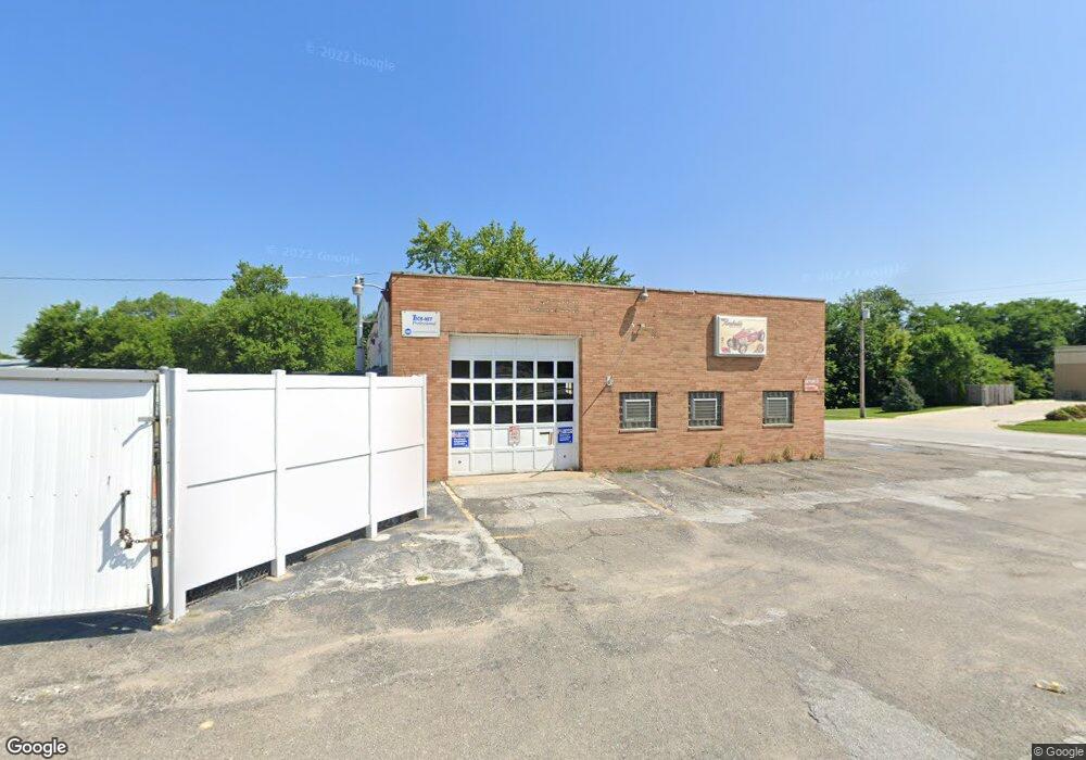 510 E Ridge Rd, Griffith, IN 46319 - photo 1