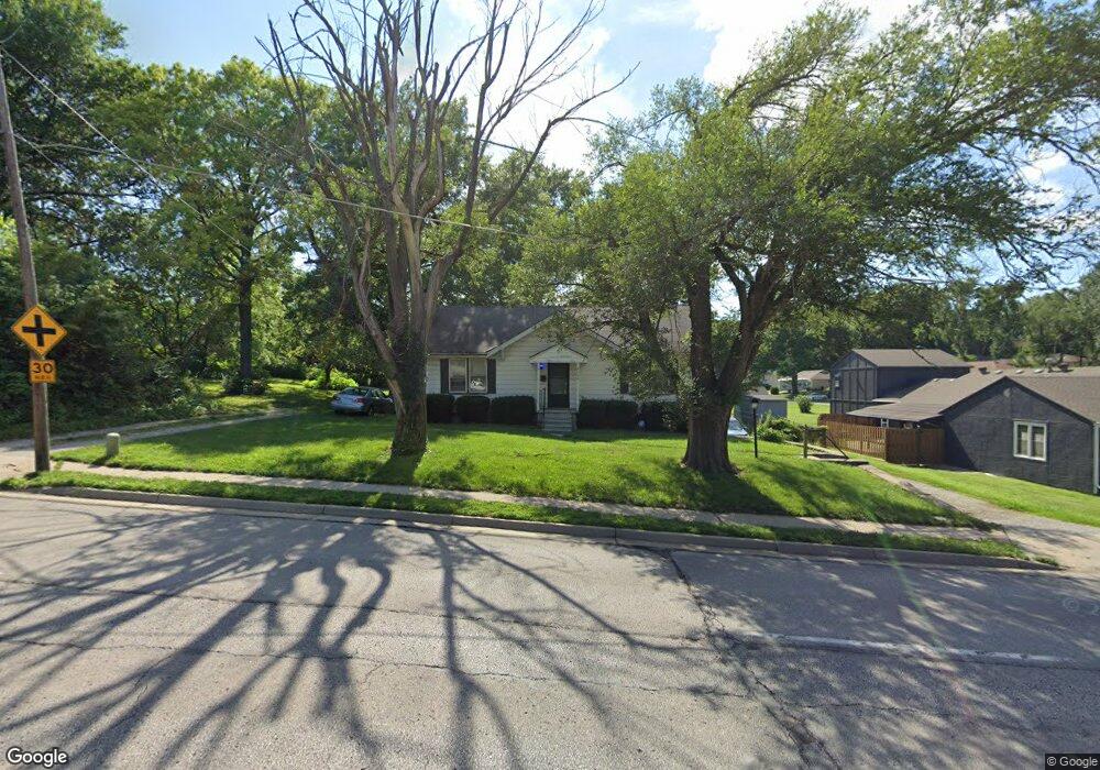 5040 Nieman Rd, Shawnee, KS 66203 - photo 1