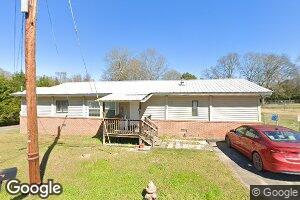 201 5th St, Tennille, GA 31089