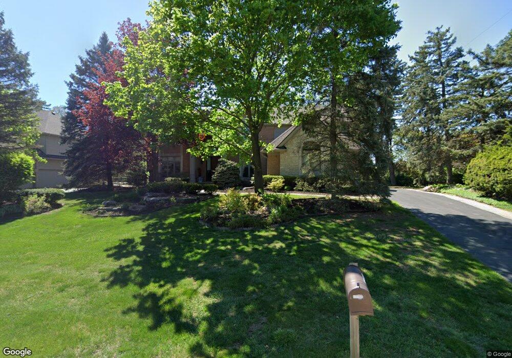 2502 Sequoia Ct, Bloomfield Hills, MI 48304 - photo 1