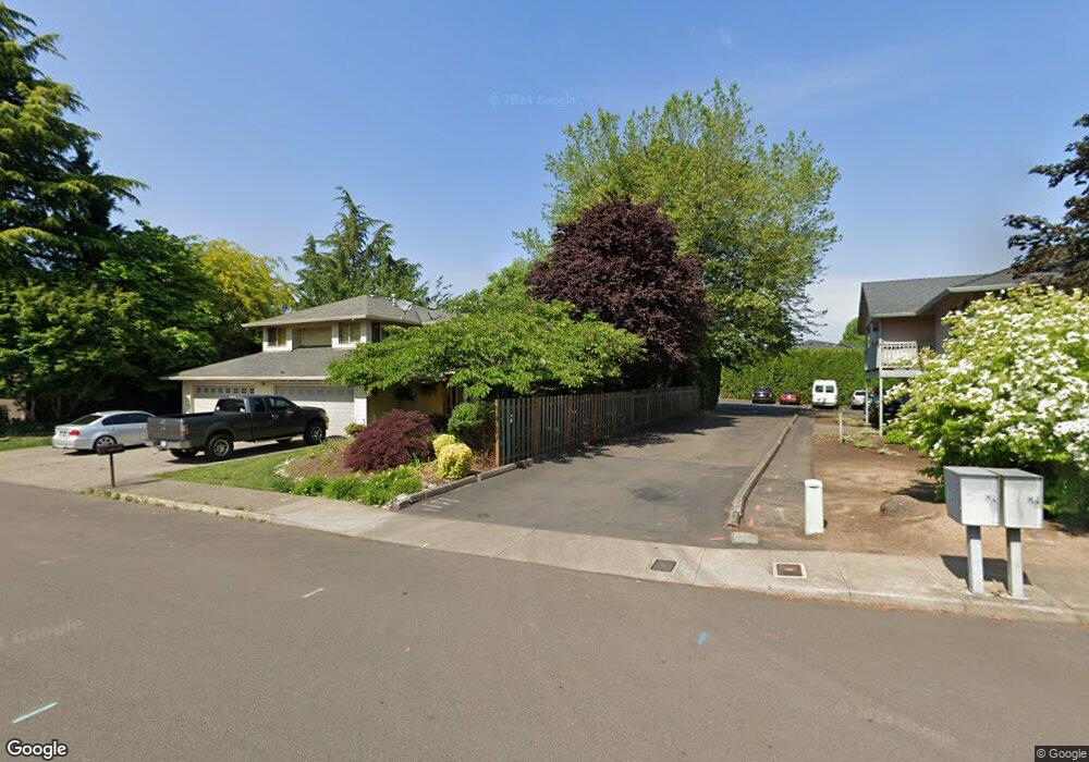 522 S Maple St, Canby, OR 97013 - photo 1