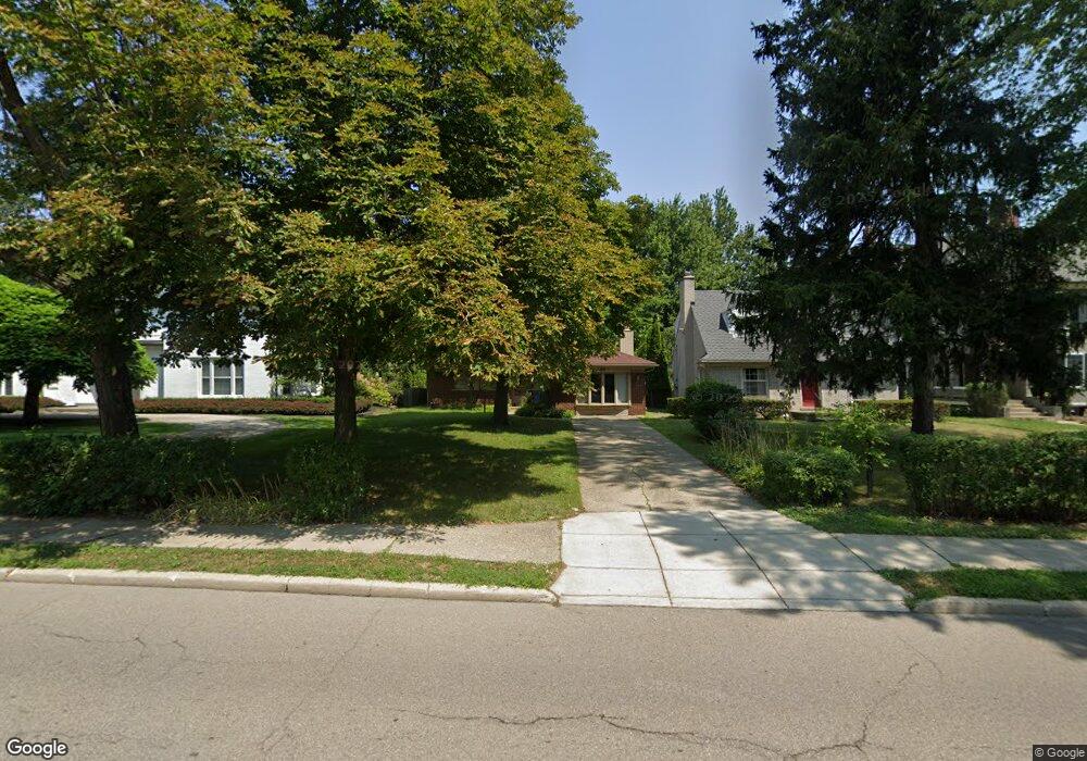 40 Moross Rd, Grosse Pointe Farms, MI 48236 - photo 1