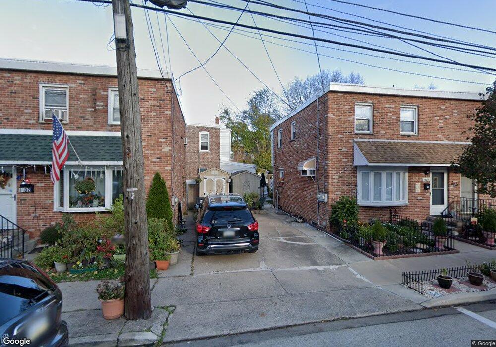 1402 E 9th St, Crum Lynne, PA 19022 - photo 1