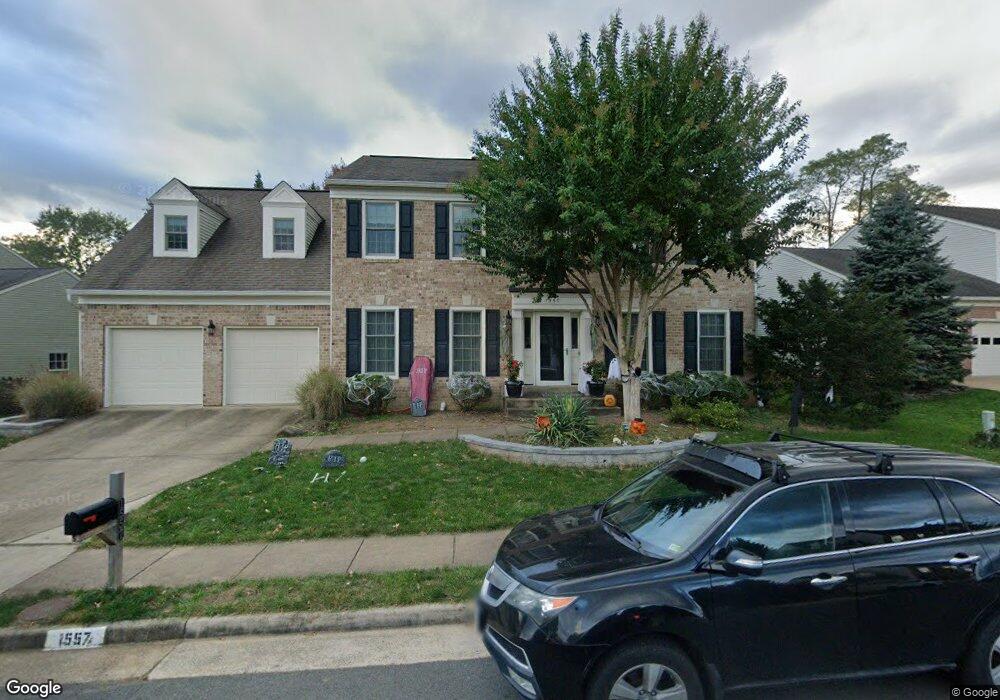 1557 Kingstream Cir, Herndon, VA 20170 - photo 1