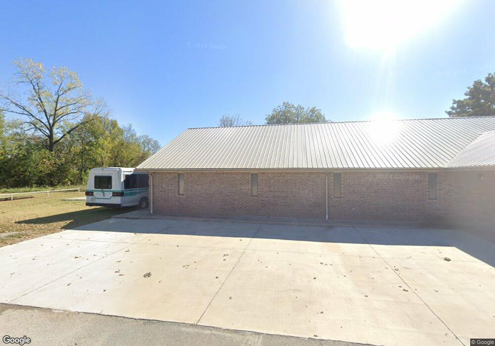 714 W 11th St, Okmulgee, OK 74447 - photo 1