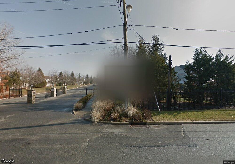 49 Crescent Cove Ct, Seaford, NY 11783 - photo 1