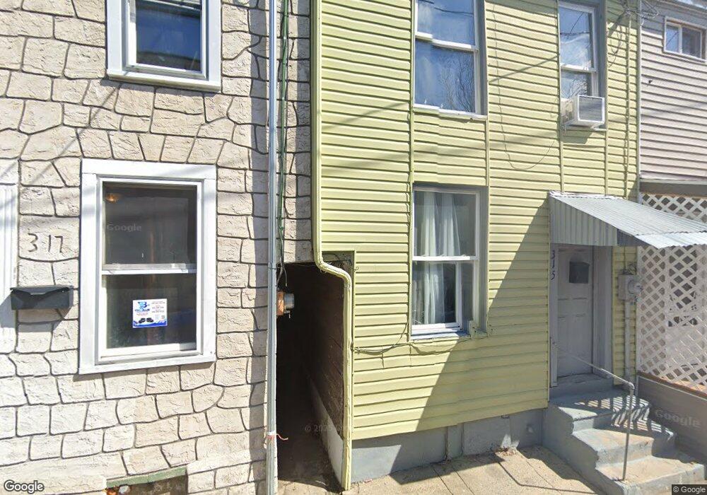 315 Cedar St, Reading, PA 19601 - photo 1