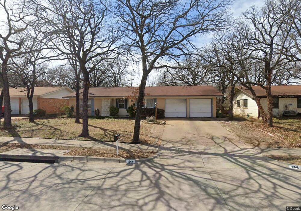 144 Ravenswood Dr, Bedford, TX 76022 - photo 1