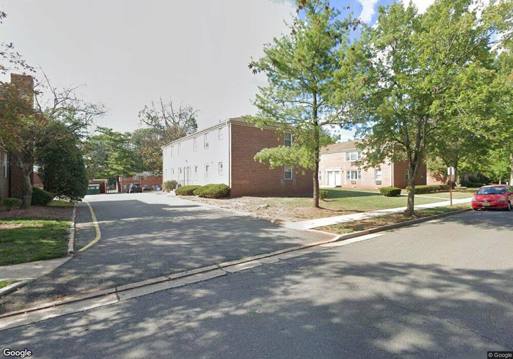 14 York Dr unit 1B, Edison, NJ 08817 - photo 1