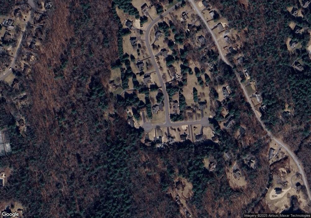 121 Buckingham Dr, Glastonbury, CT 06033 - photo 1