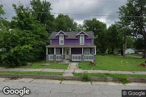 727 E 10th St, Carthage, MO 64836