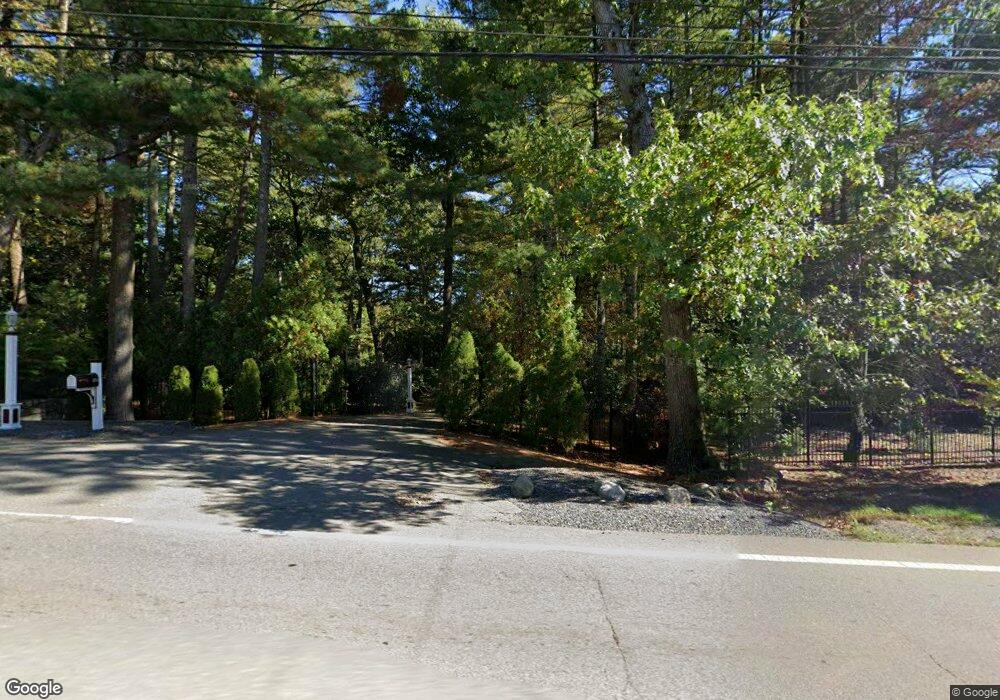 654 Dedham St, Wrentham, MA 02093 - photo 1