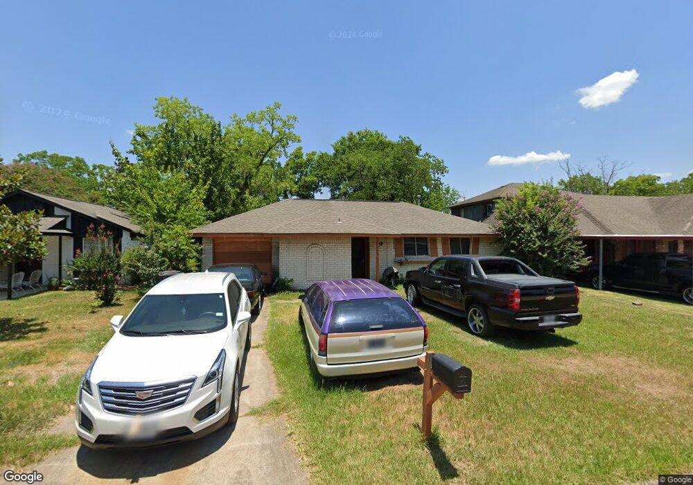1930 Twinbrooke Dr, Houston, TX 77088 - photo 1