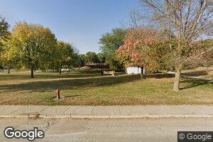 210 W 4th St, Peterson, IA 51047