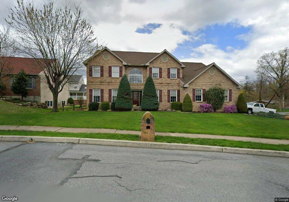 1020 Bowman St, Reading, PA 19605 - photo 1