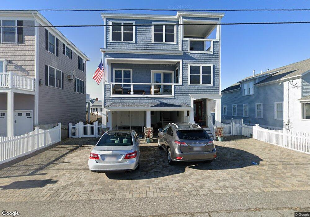 22 Commonwealth Ave, Salisbury, MA 01952 - photo 1