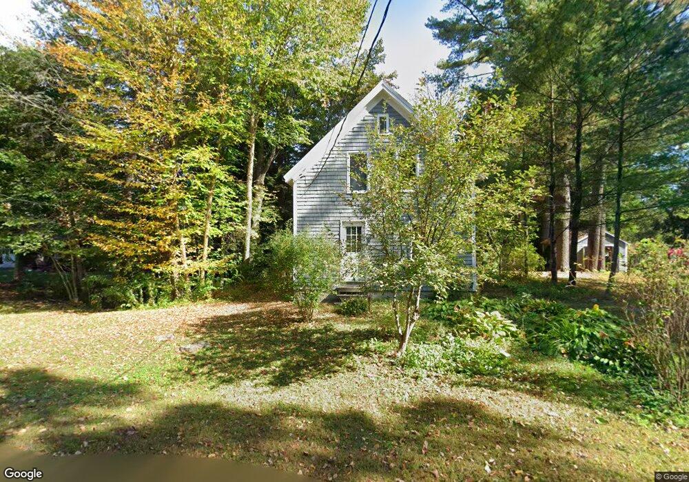 146 Lincoln Ave, Gardiner, ME 04345 - photo 1