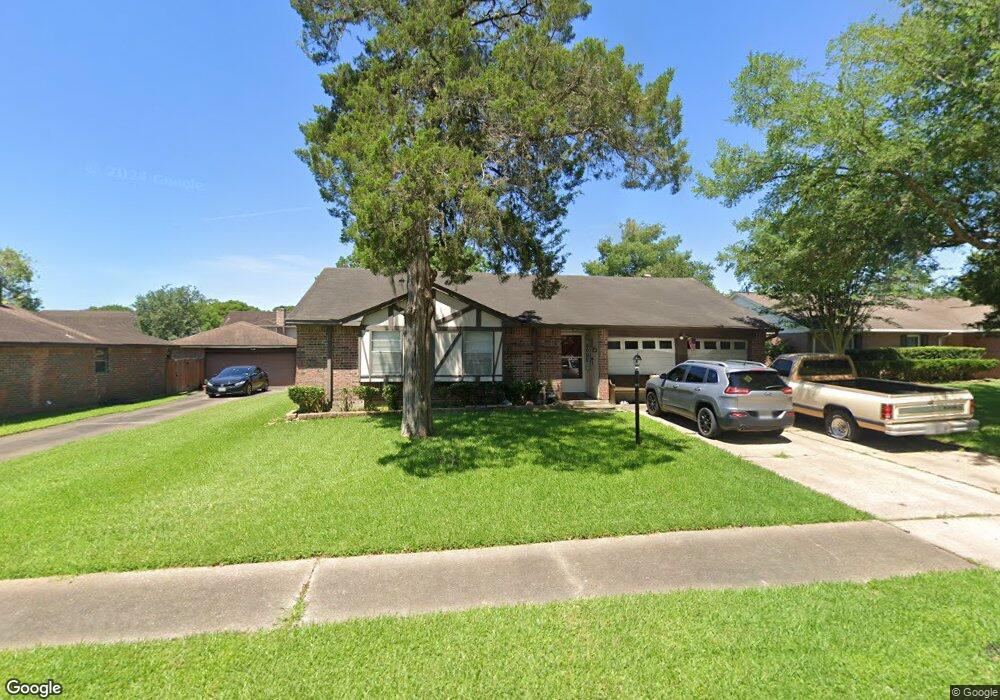 16414 Oxnard Ln, Friendswood, TX 77546 - photo 1
