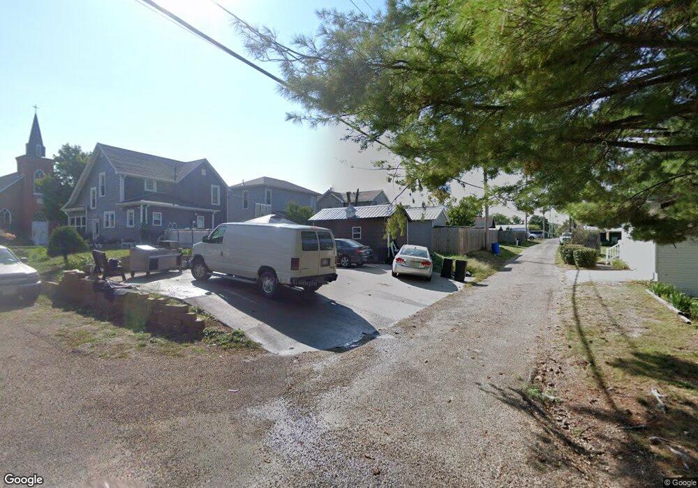 714 2nd St, Columbus Junction, IA 52738 - photo 1