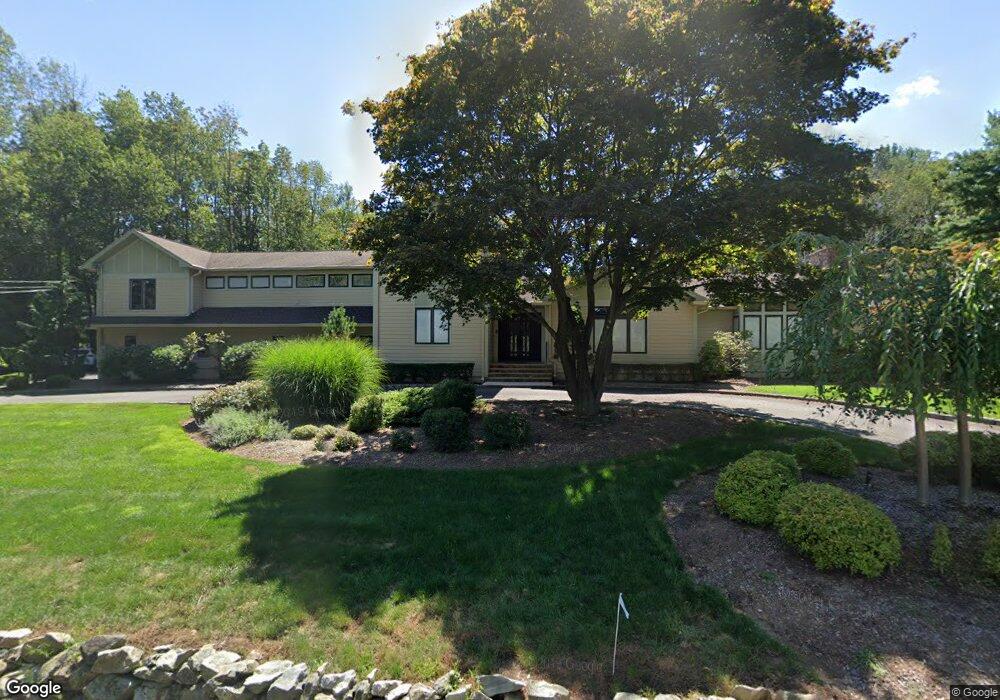 8 Doby Rd, Mendham, NJ 07945 - photo 1