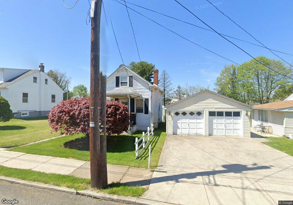 810 7th St, Whitehall, PA 18052 - photo 1