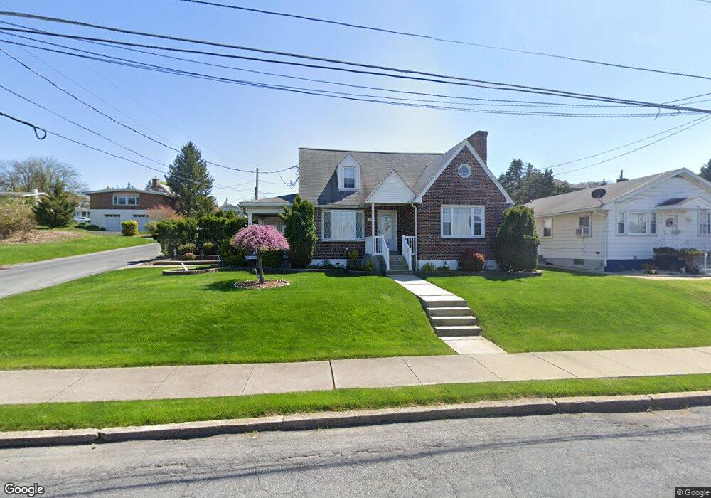 946 E Hamilton St unit 948, Allentown, PA 18109 - photo 1