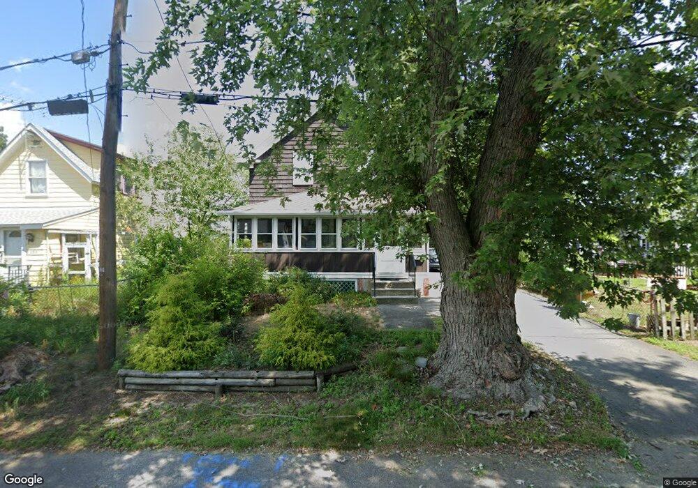 147 Wilson Ave, Warwick, RI 02889 - photo 1