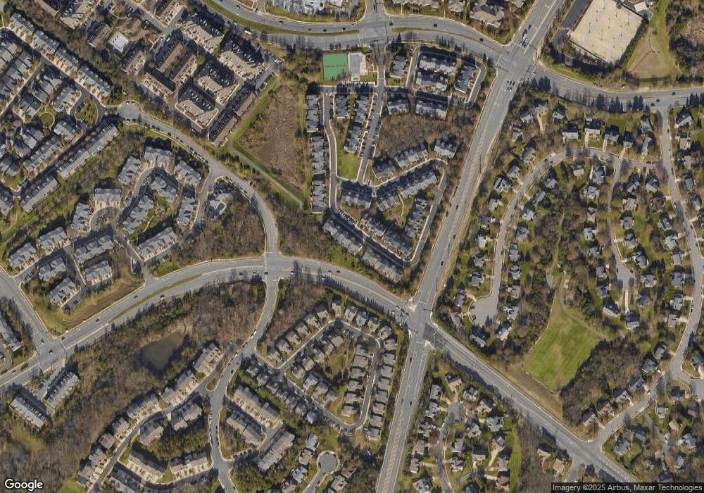 13014 Park Crescent Cir, Herndon, VA 20171 - photo 1