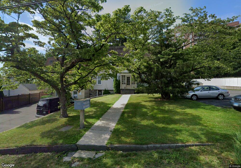 33 Holcomb Ave unit 1ST F, Stamford, CT 06906 - photo 1