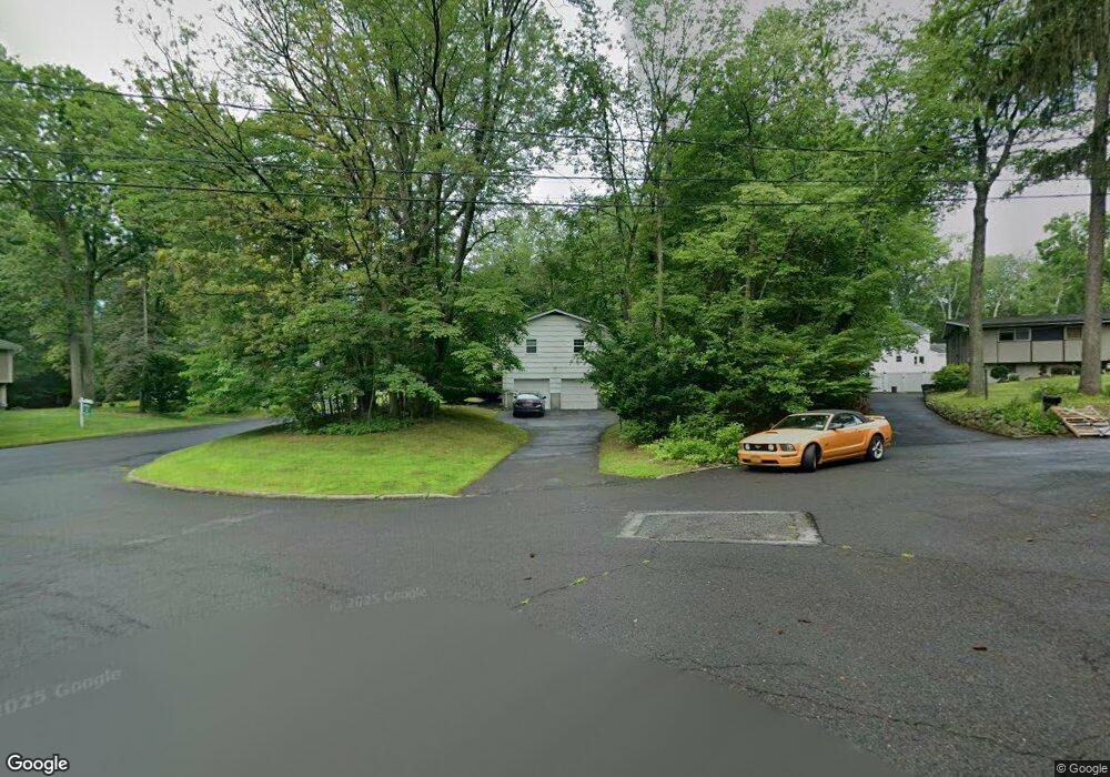 10 Hedge Row, New City, NY 10956 - photo 1