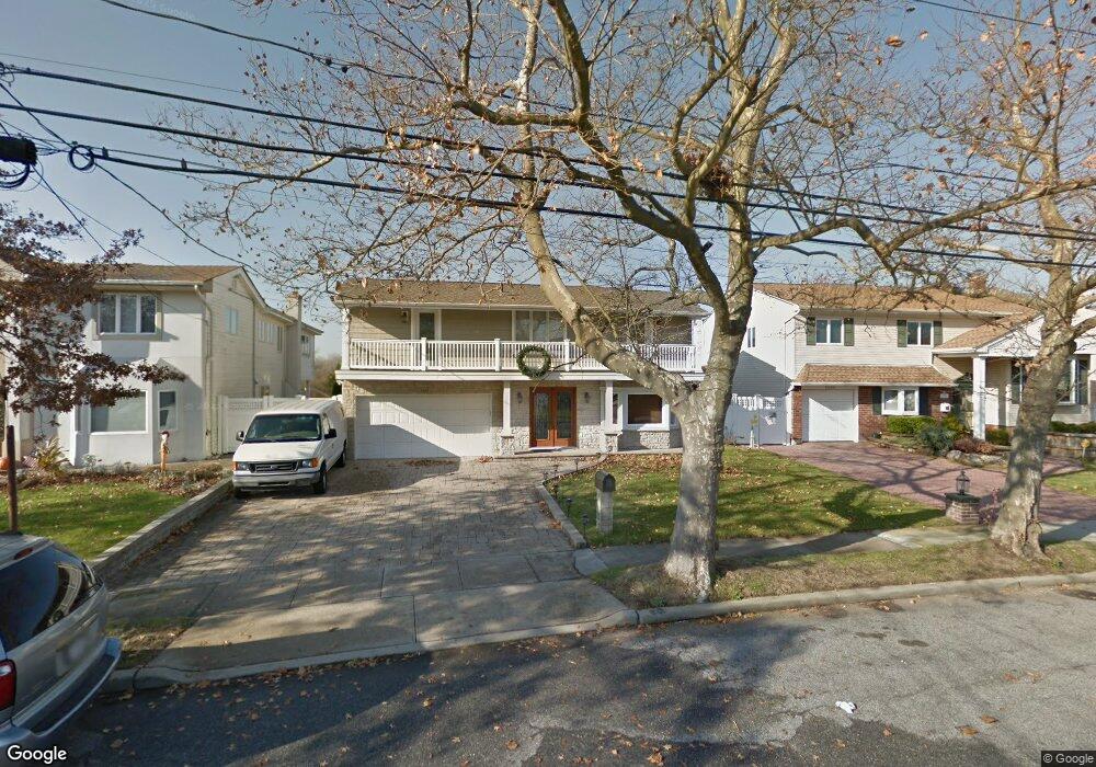 3432 Bertha Dr, Baldwin, NY 11510 - photo 1