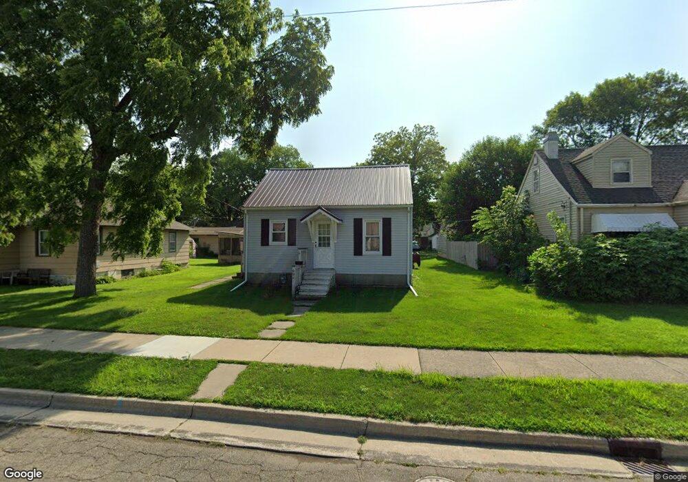 606 Columbus Ave, Albert Lea, MN 56007 - photo 1