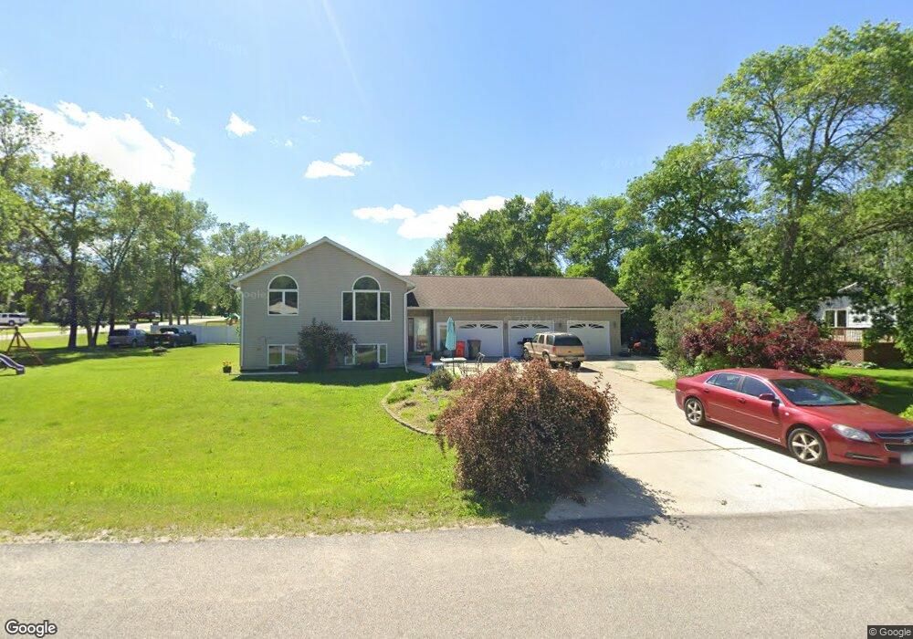 808 Garden Dr SW, Alexandria, MN 56308 - photo 1