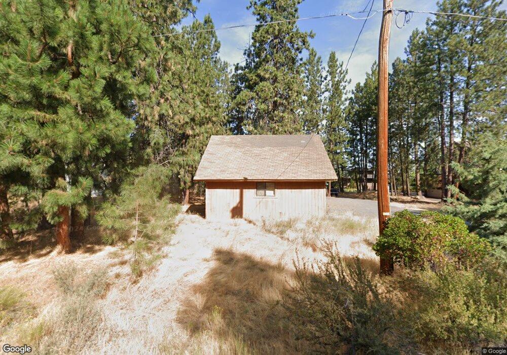 19422 Kemple Dr, Bend, OR 97702 - photo 1