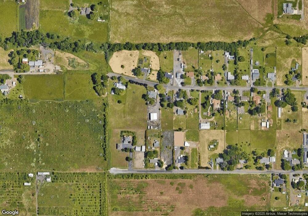 2572 Lotus Ln, Central Point, OR 97502 - photo 1