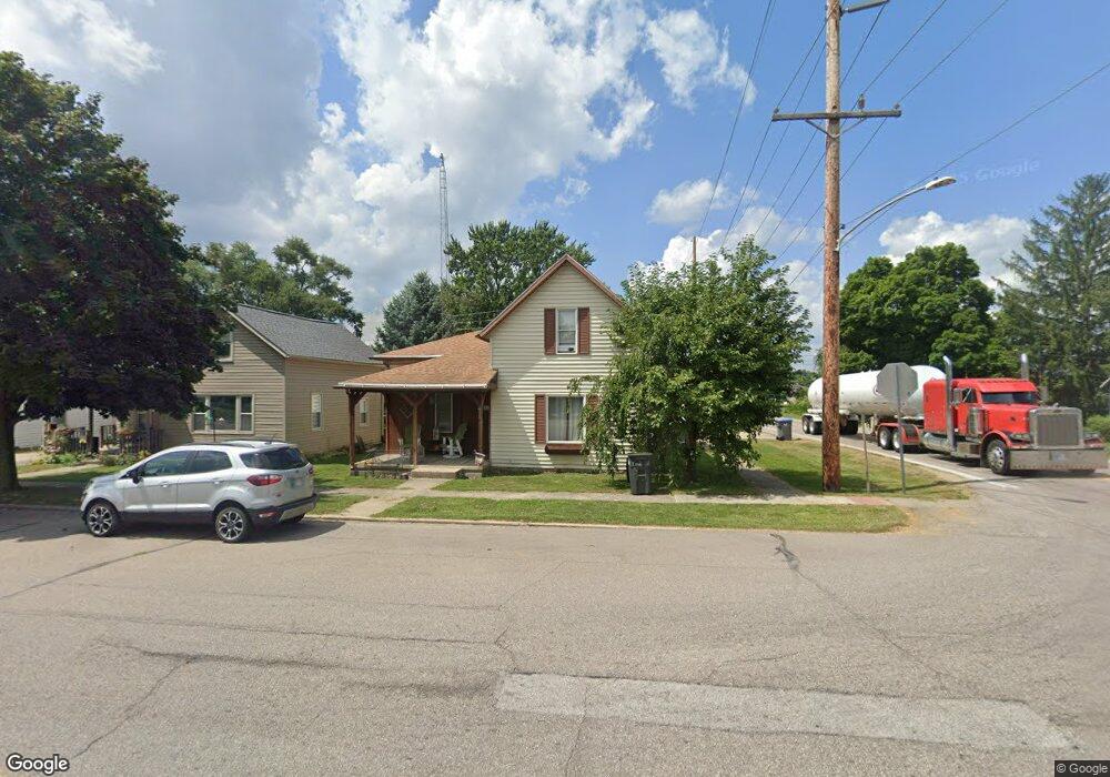 211 N Franklin St, Mentone, IN 46539 - photo 1