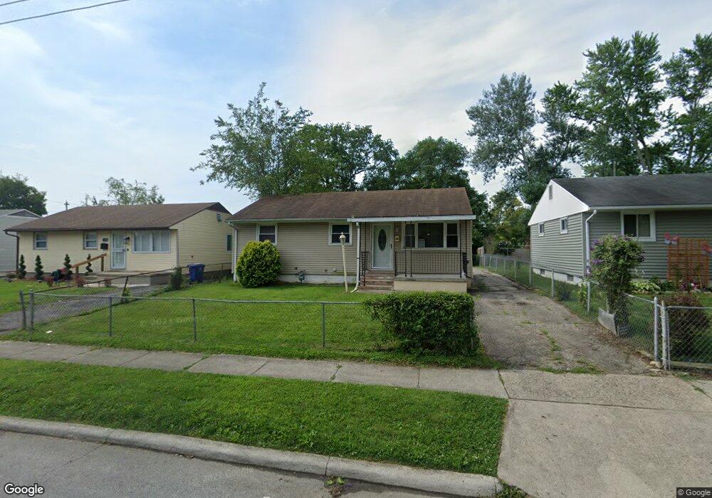1695 E Blake Ave, Columbus, OH 43219 - photo 1