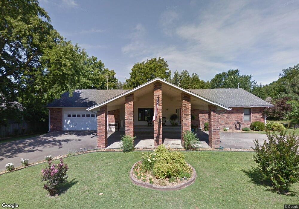 307 S Water St, Locust Grove, OK 74352 - photo 1