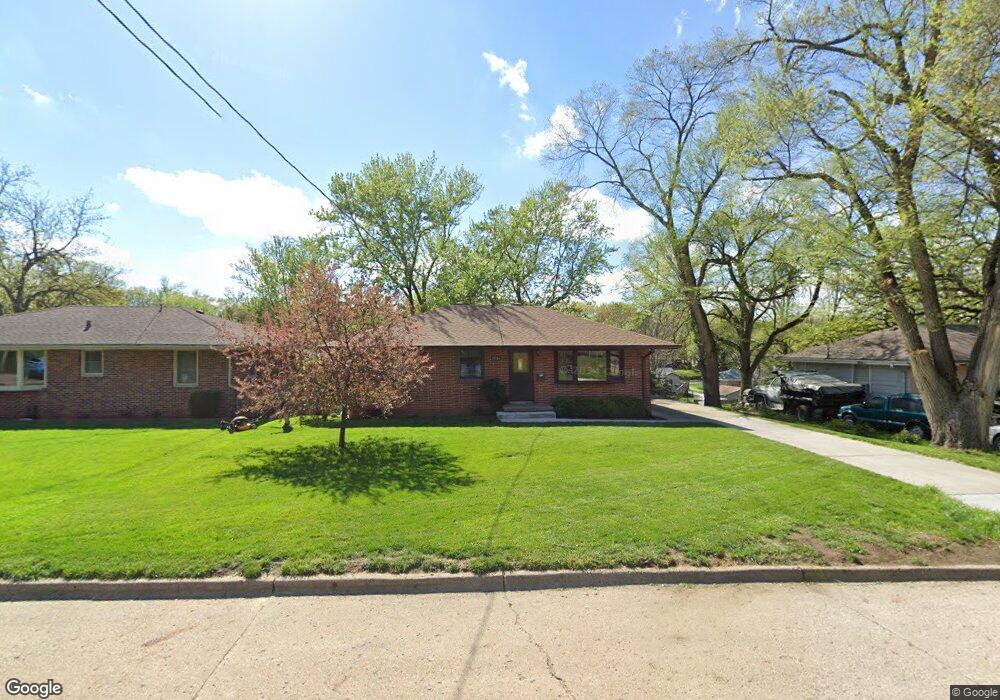 3704 SW 2nd St, Des Moines, IA 50315 - photo 1